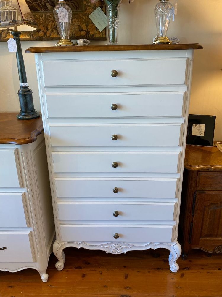 French-Accent-French-provincial-Louis-XV-style-chest-of-7-drawers-white-1