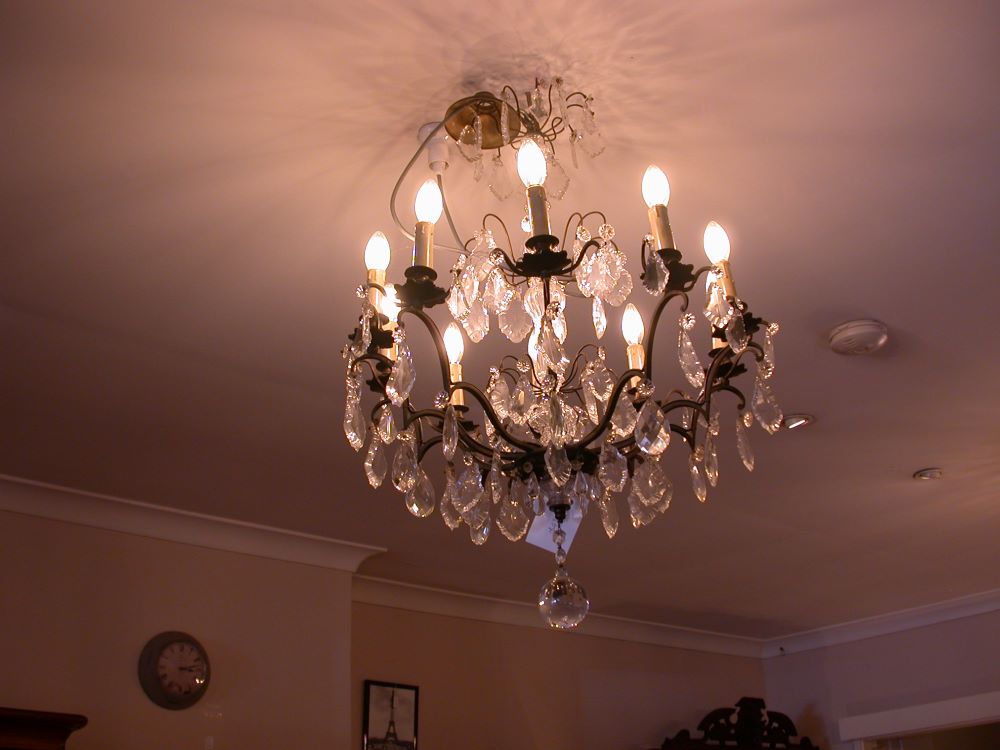 french-antique-10-lights-chandelier-d1