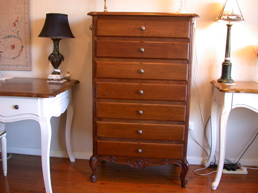 French-Accent-French-provincial-Louis-XV-style-chest-of-7-drawers1