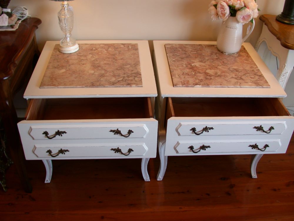 pair-of-french-louis-xv-style-1drawer-sidetable-marble-top-white1-03